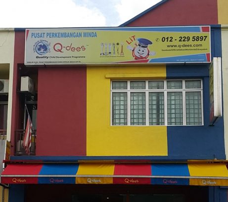 Q-dees Puncak Jalil Open Day