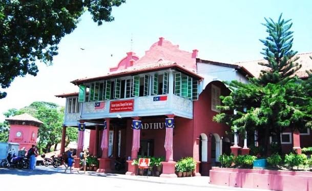 Museum of History and Ethnography (Muzium Sejarah & Etnografi)