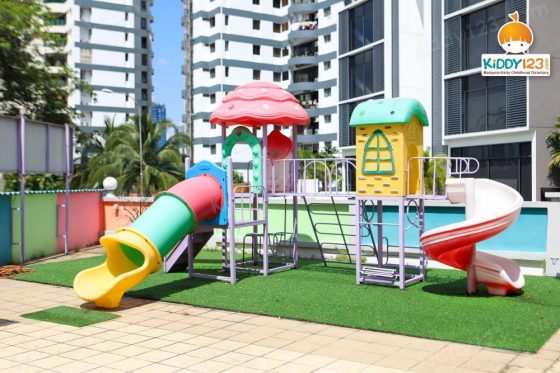 Super Genius Kids (Tadika Genius Riang), Taman Bukit Desa