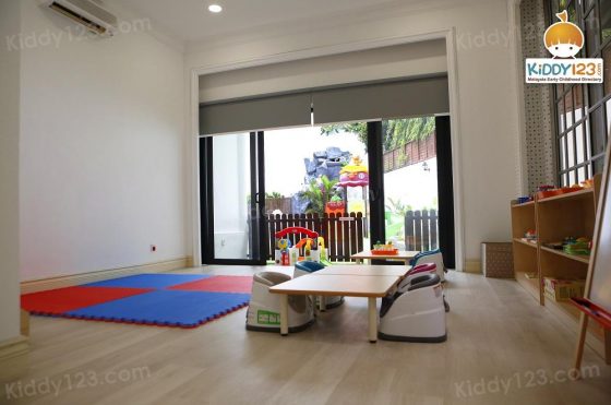 My Little Compass, Damansara Heights