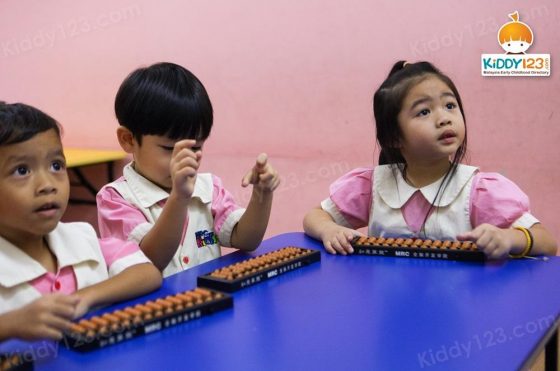 MRC Kids Anggun City, Emerald Rawang