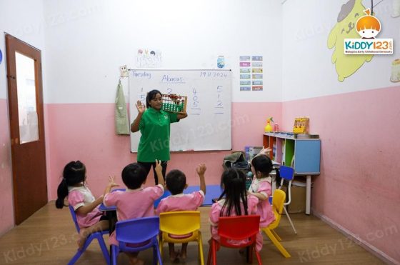 MRC Kids Anggun City, Emerald Rawang