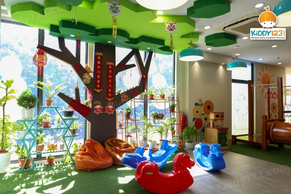 Knowledge Tree+ Montessori Kindergarten, Desa ParkCity